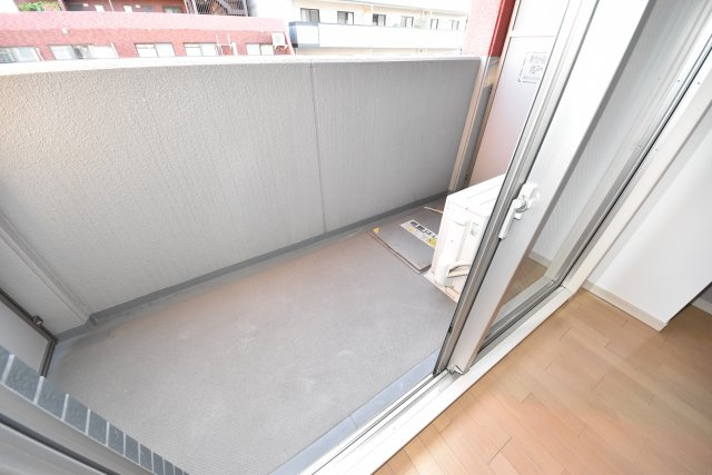 アーデン京町堀ウエストのバルコニー