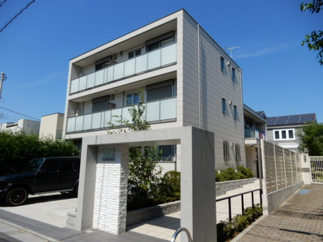 Hill Court 田園調布の外観