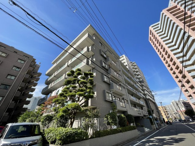 リヴェール川口