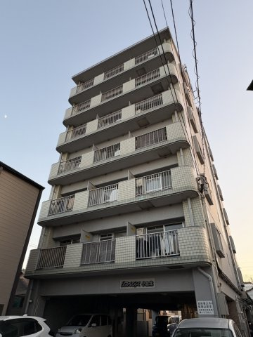 リファレンス小倉北のエントランス