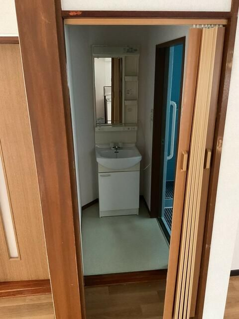 田中１丁目　貸家の洗面所