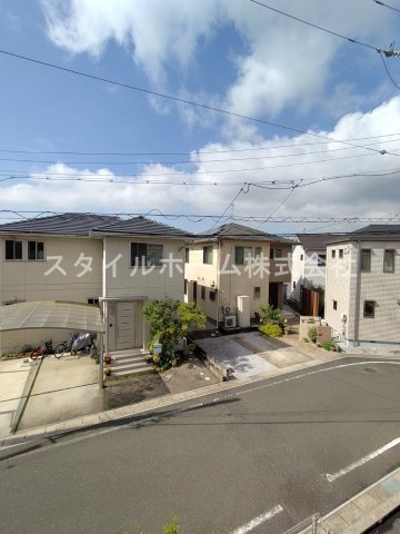 ゆほびかの駐車場|別部屋写真です。