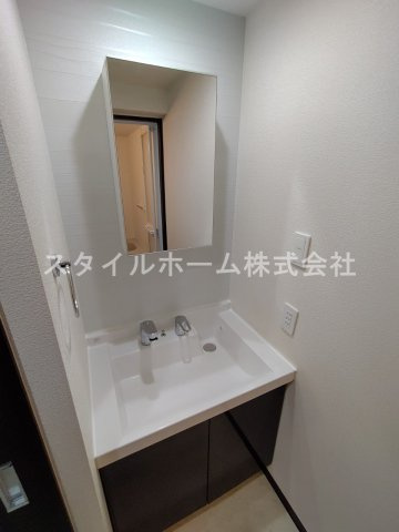 ゆほびかの独立洗面台|別部屋写真です。