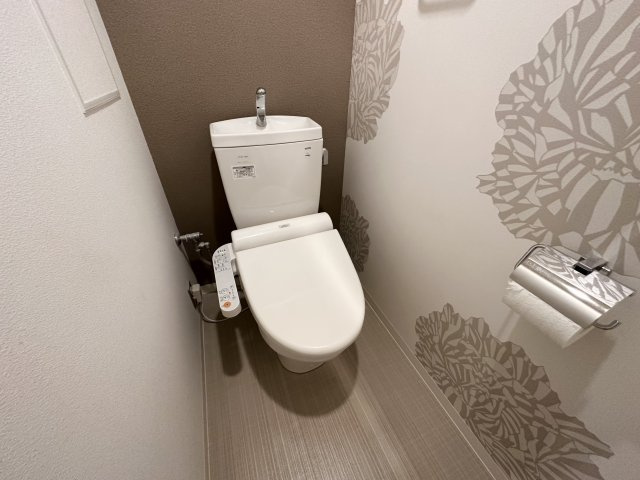 ウォシュレット付きのトイレです！