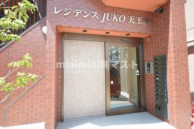 レジデンスJUKO天王寺のエントランス