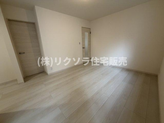 東香里元町　新築一戸建ての居間・リビング|LDK17.2帖
■物件内覧・資金計画相談・住宅ローン相談、リフォーム相談、お問合せ受付中■
※当日・翌日のご内覧、ご相談はお電話でのお問合せがスムーズです！