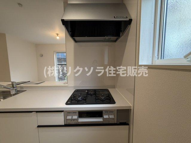 東香里元町　新築一戸建ての駐車場|駐車２台
■物件内覧・資金計画相談・住宅ローン相談、リフォーム相談、お問合せ受付中■
※当日・翌日のご内覧、ご相談はお電話でのお問合せがスムーズです！