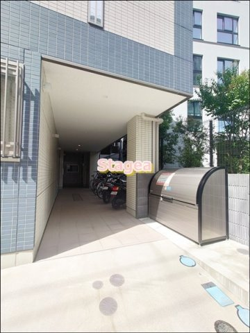 milletのエントランス