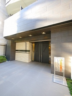 ガーラヴィスタ川崎のエントランス