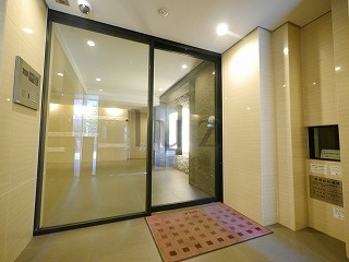 ガーラヴィスタ川崎のエントランス