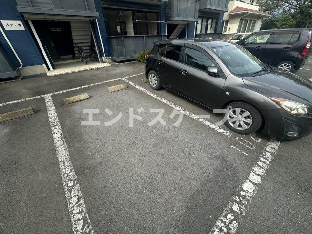 パティオの駐車場|高崎、前橋のお部屋探しはエンドスケープまで！お客様の理想お聞かせ下さい♪