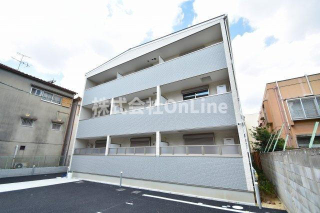 ロイヤルハイツ俊徳道の外観