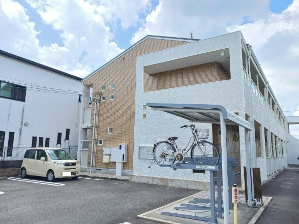 ハイツ東大手のエントランス