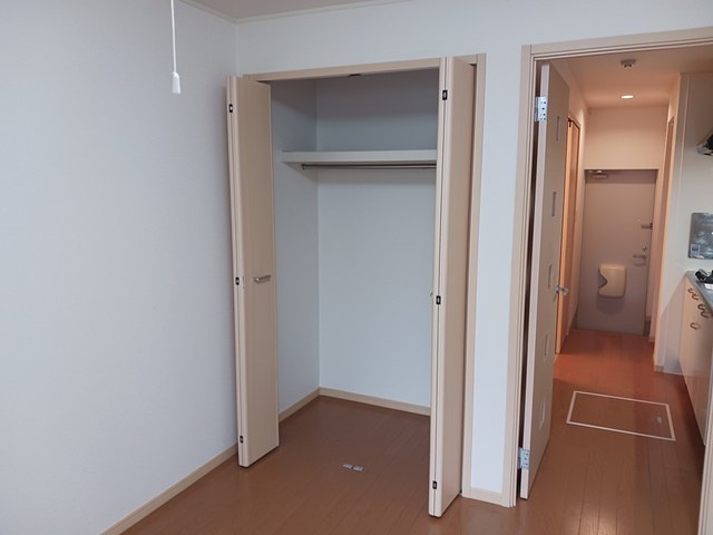 ハイツ東大手の収納