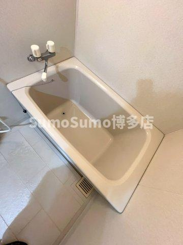 クリエート日赤通りの浴室