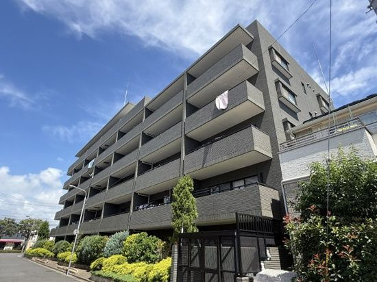 カーサニュアージュの外観