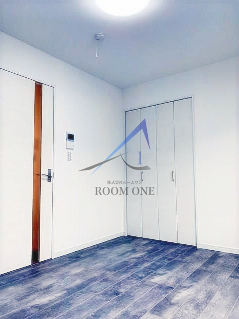 Ｒｅｓｉｄｅｎｃｅ　Ｒａｙ　ＲＸ－７８の寝室|寝室です。