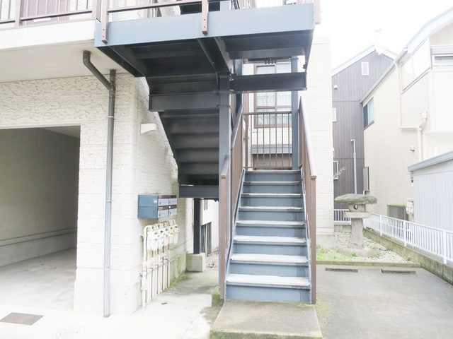 ハイク小南のエントランス|入口周辺はこんな感じです！！