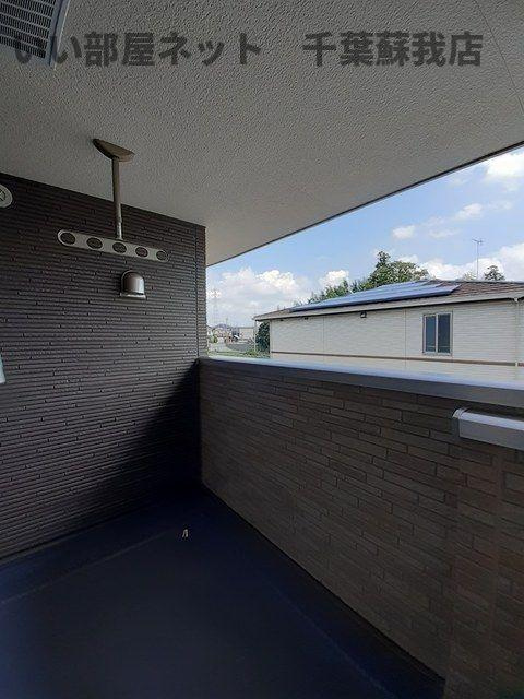 カルム椎名のバルコニー|外からの目が気にならないバルコニーで洗濯物が干せます