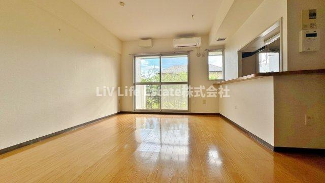 ガーデンコート清瀬1号棟　旧コーポレート清瀬駅南１号棟の居間・リビング