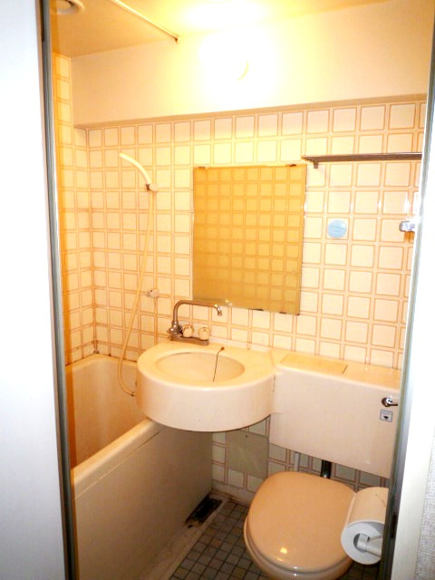 ライオンズマンション三軒茶屋ＮＡＫＡＭＵＲＡの浴室