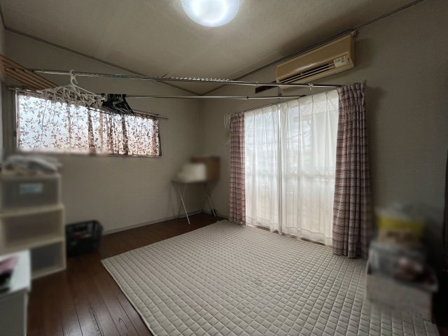 河内長野市緑ケ丘北町　中古戸建の洋室