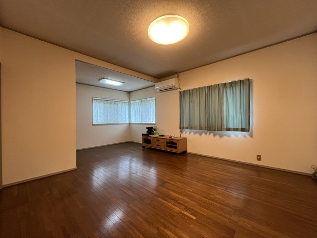 河内長野市緑ケ丘北町　中古戸建のキッチン