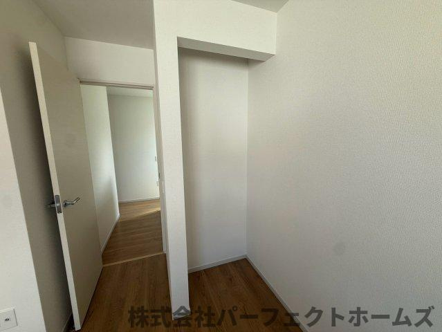 伊加賀栄町戸建の収納|こまごまとしたものを収納できそうですね