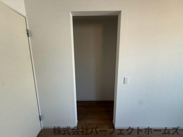 伊加賀栄町戸建の収納