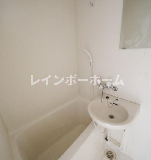 ヴィオラの浴室