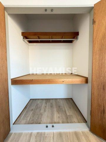 ハイツキクの収納|※反転間取りのモデルルームのお部屋の画像です※現況を優先します