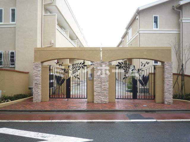 リヴェール武蔵小山の外観