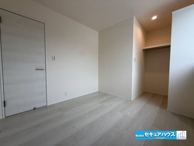 【本日ご案内可能】知多市新舞子字神田　全6棟の洋室|【洋室】
◆お子様のお部屋や主寝室、来客時の宿泊室、趣味のお部屋としてもご利用いただけます♪