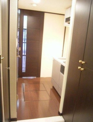 フェニックス沼袋の玄関
