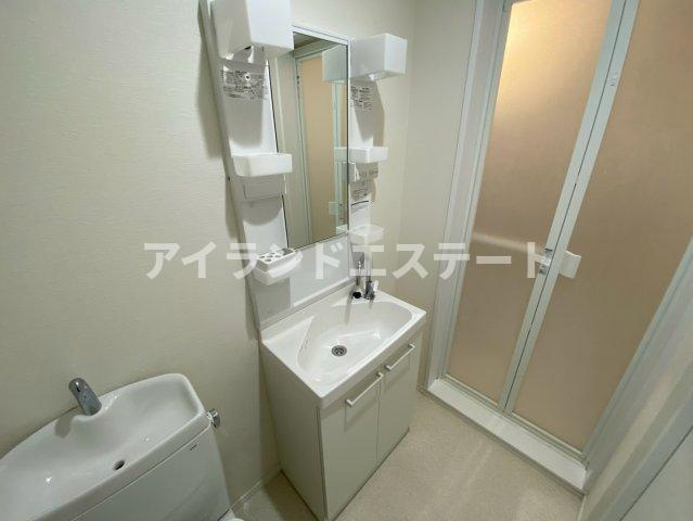 コーポオガワ　独立洗面台　角部屋　通風良好の独立洗面台