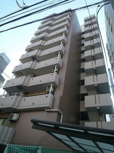横浜市西区平沼１丁目の賃貸マンションの外観