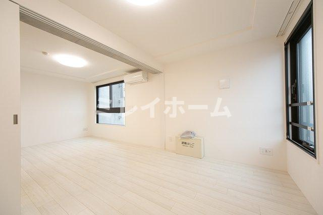 LAPiS武蔵小山の居間・リビング