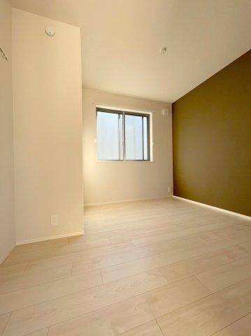Ｆｒｅｅ　ｓｋｙ　ＩＩＩの寝室|★明るいフローリングの角部屋です★