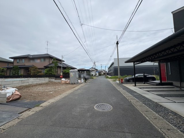 クワイエ　岐阜市六条片田第１　全２区画分譲の前面道路含む現地写真|「現地（2026年9月6日）撮影」　
■前面道路　
■ヤマダ不動産　株式会社リライフ