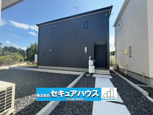 【今からご案内可能】知多市新舞子字神田　全6棟の外観|事前予約にて現地ご見学いただけます！お気軽にお問い合わせください♪
■株式会社　セキュアハウス■
住宅ローンに強く、知識、経験豊富なスタッフ在籍
お客様に寄り添い、ご成約後もサポート致します。