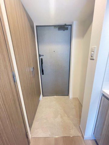 S-RESIDENCEドーム前千代崎の玄関