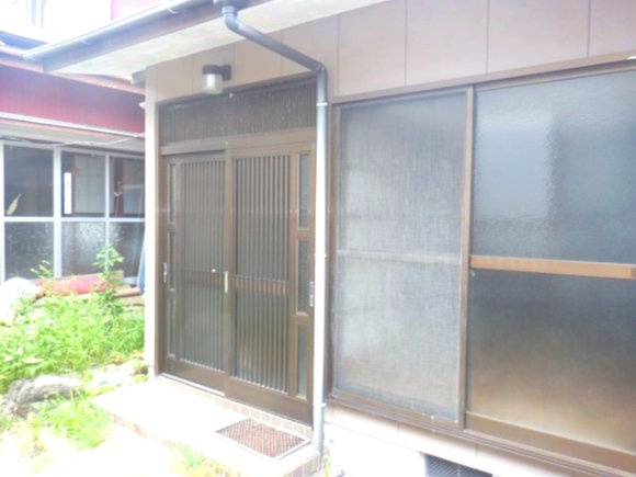館山市館山　戸建の玄関