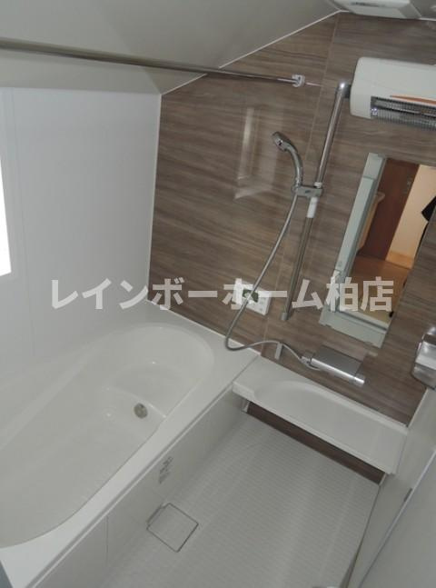 担当エリアのルームアドバイザーが直接対応の浴室