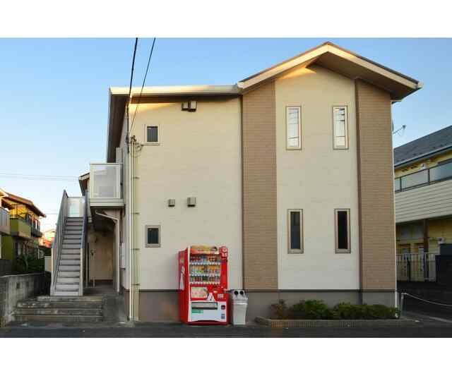 横浜市瀬谷区三ツ境のアパートの外観