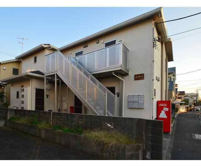 横浜市瀬谷区三ツ境のアパートの外観
