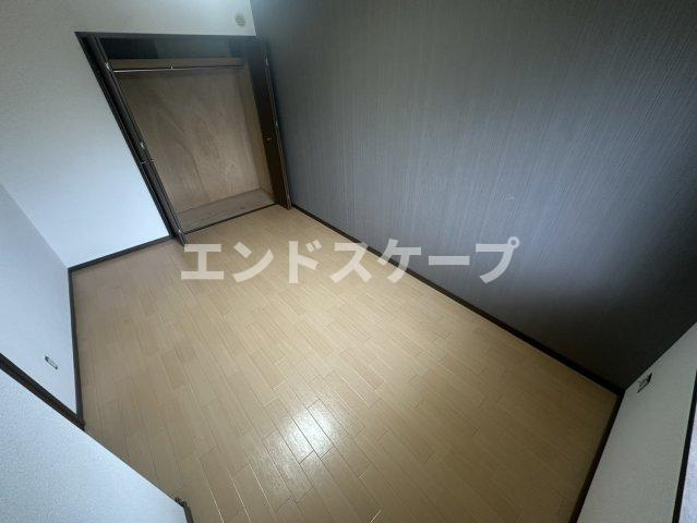タカハシマンションⅡの洋室
