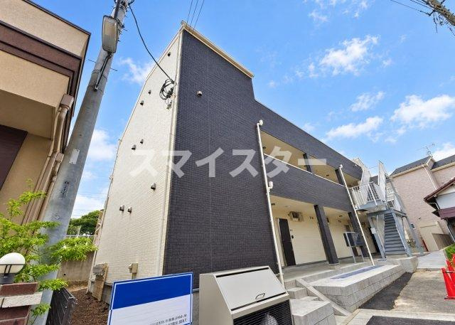 プリズム8番館の外観