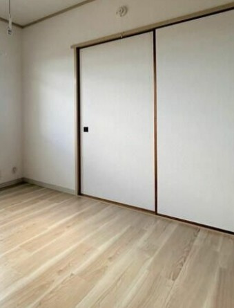 横浜市青葉区田奈町の賃貸マンションの居間・リビング