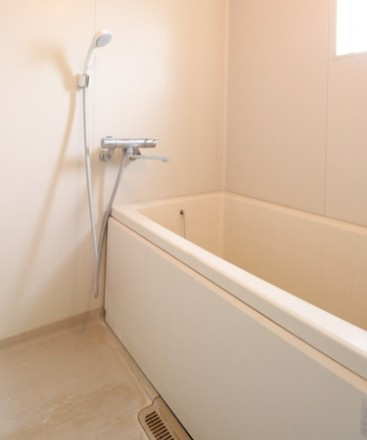 横浜市青葉区田奈町の賃貸マンションの浴室