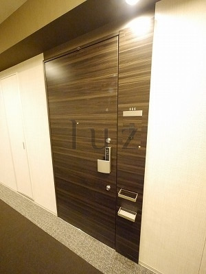 シティラックスヨコハマの玄関